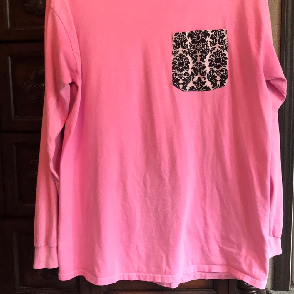 Shirt - Picture 2 of 3